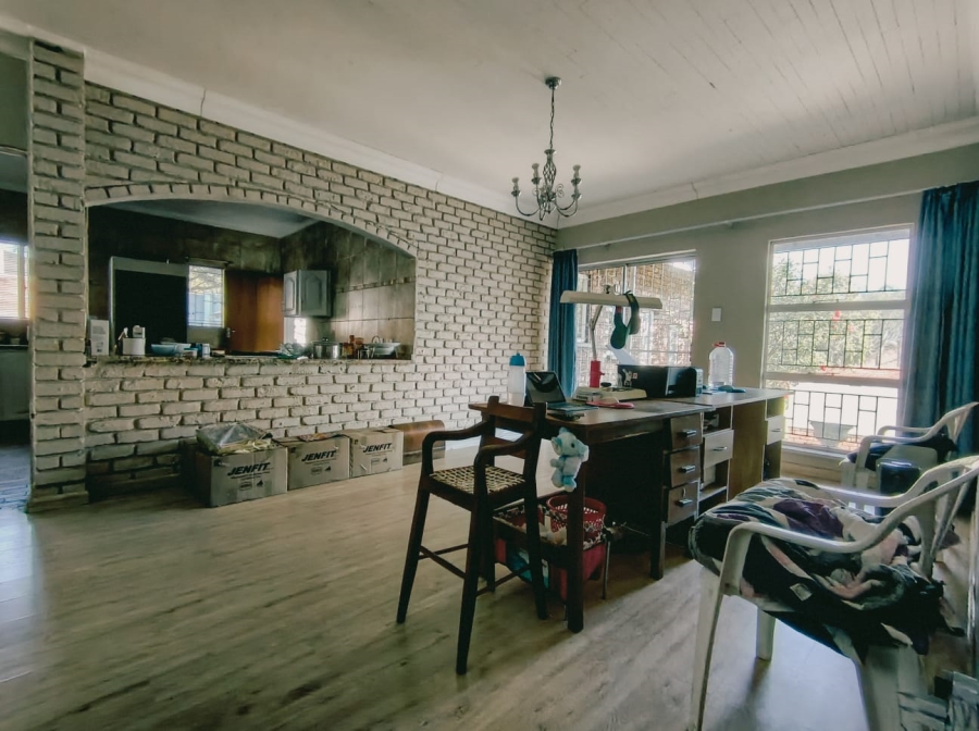 4 Bedroom Property for Sale in Wilkoppies North West
